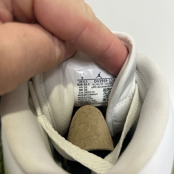 Nike Shoes Air Jordan 1 Mid WMNS SE “Python/Vivid Green” 2024 - Picture 6 of 6